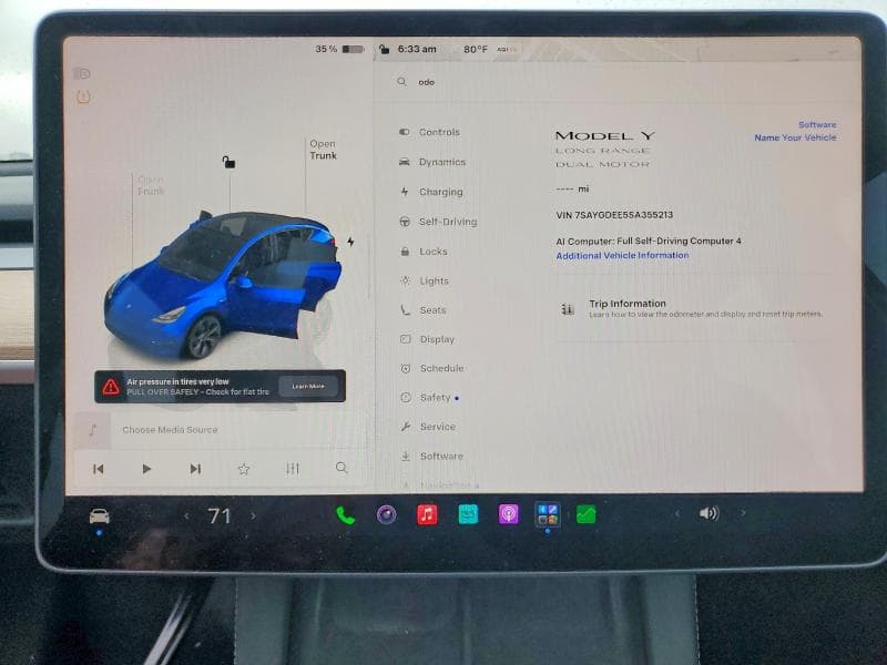 2025 TESLA MODEL Y 9