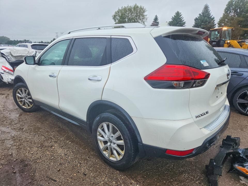 2017 NISSAN ROGUE SV 2