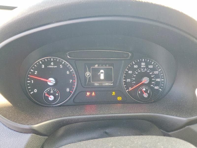 2018 KIA SORENTO LX 9