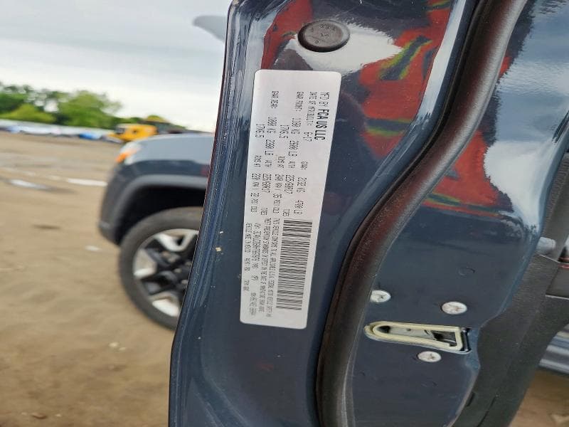 2017 JEEP COMPASS TRAILHAWK 13