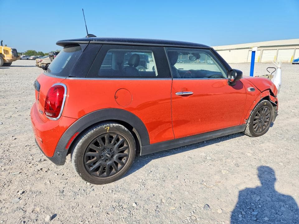 2020 MINI COOPER 3