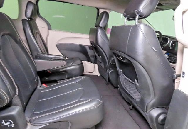 2022 CHRYSLER PACIFICA TOURING L 6