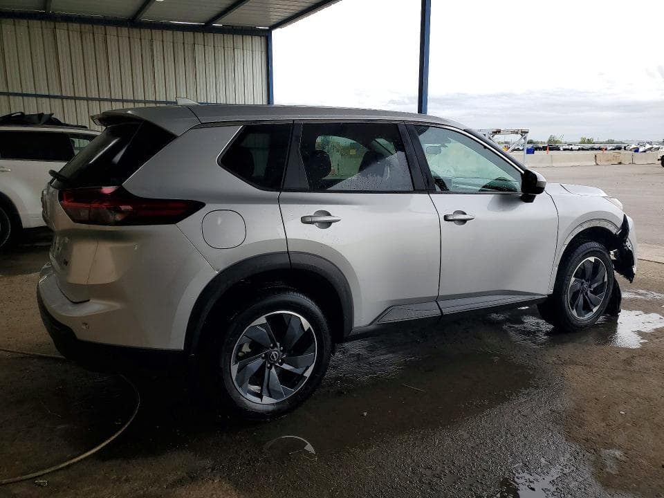 2024 NISSAN ROGUE SV 3