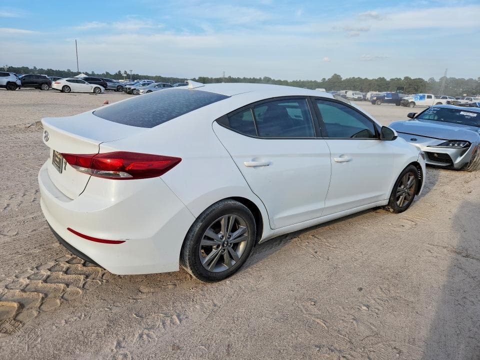 2018 HYUNDAI ELANTRA SEL 3