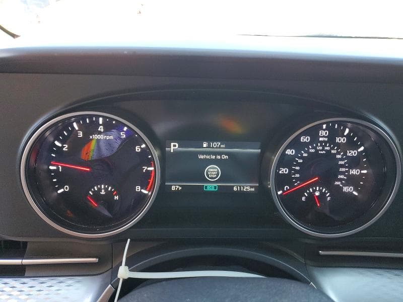 2023 KIA CARNIVAL LX 9