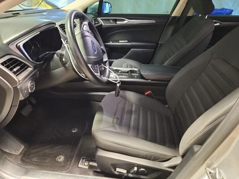 2017 FORD FUSION SE 7