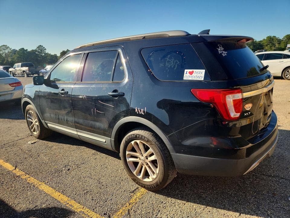 2017 FORD EXPLORER XLT 2