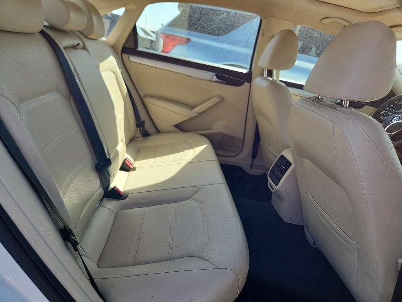 2019 VOLKSWAGEN PASSAT WOLFSBURG 10