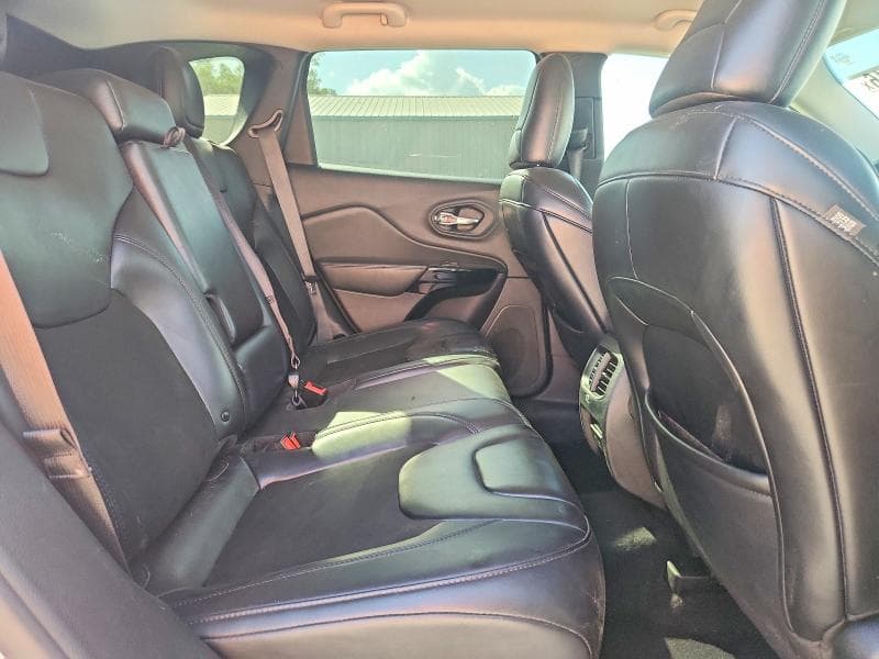 2019 JEEP CHEROKEE LATITUDE PLUS 11