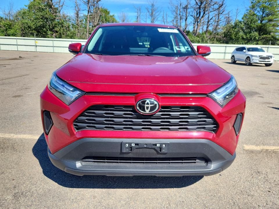 2025 TOYOTA RAV4 LE 5