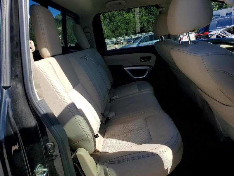 2017 NISSAN TITAN S 10