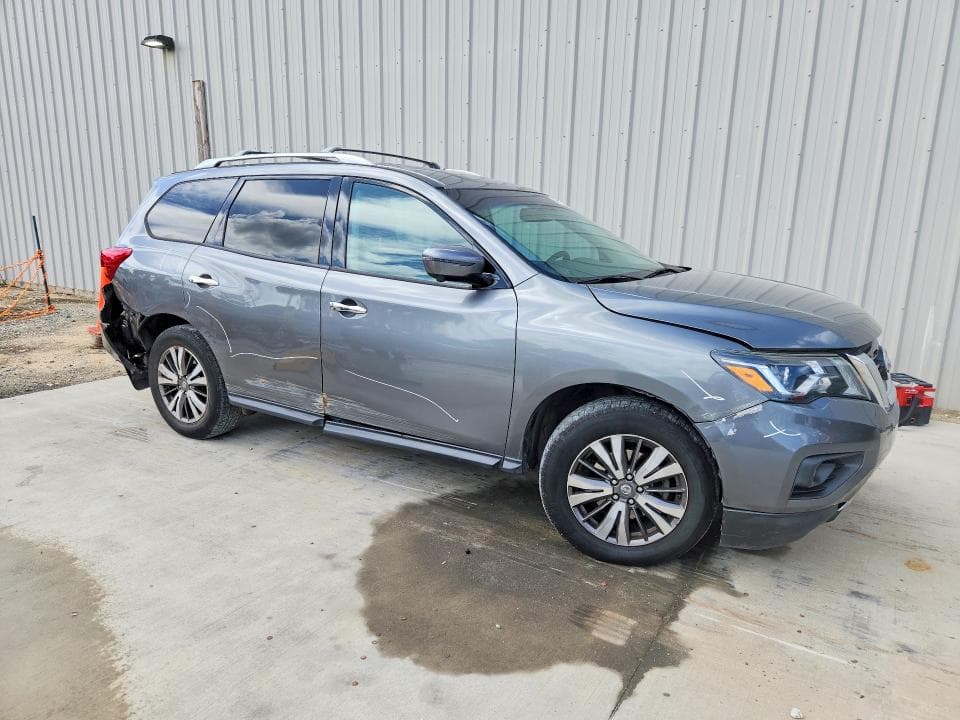 2019 NISSAN PATHFINDER SL 4