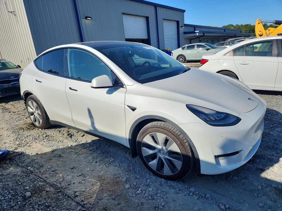 2021 TESLA MODEL Y 4