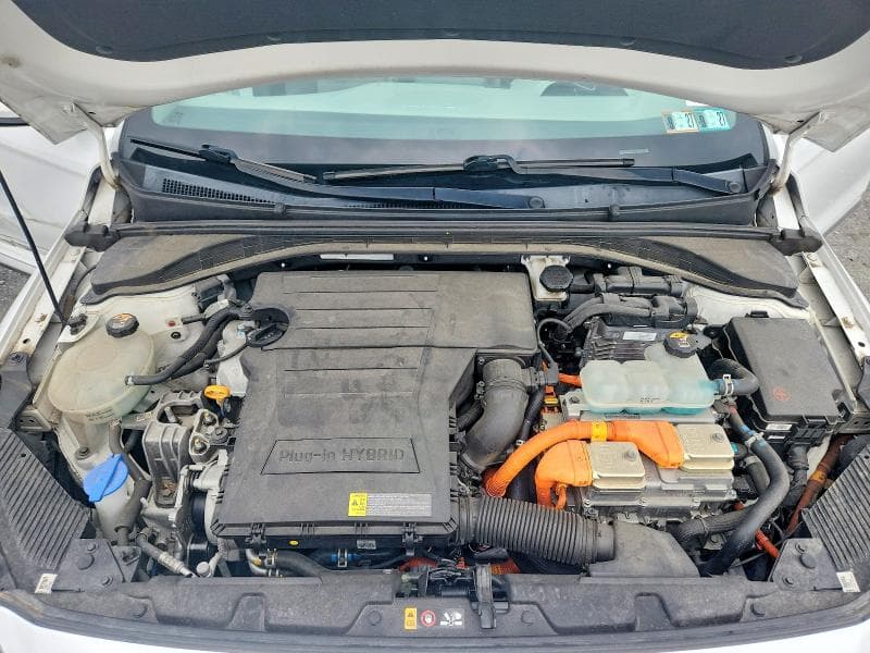 2020 HYUNDAI IONIQ SE 11