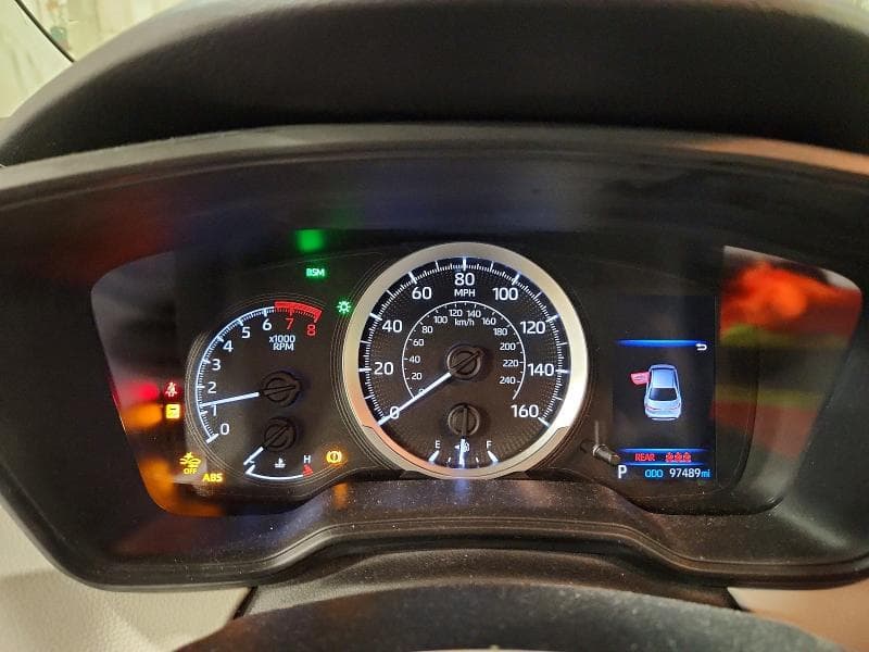 2020 TOYOTA COROLLA LE 9