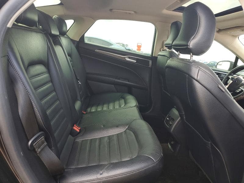 2017 FORD FUSION SE 10