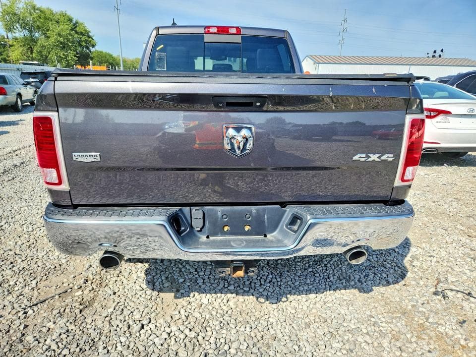 2017 RAM 1500 LARAMIE 6