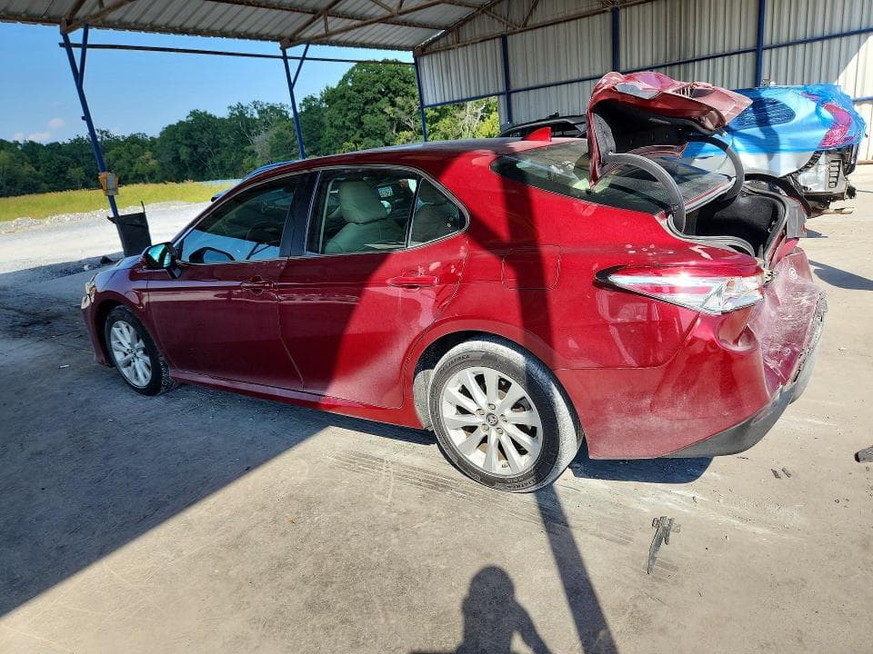 2019 TOYOTA CAMRY LE 2