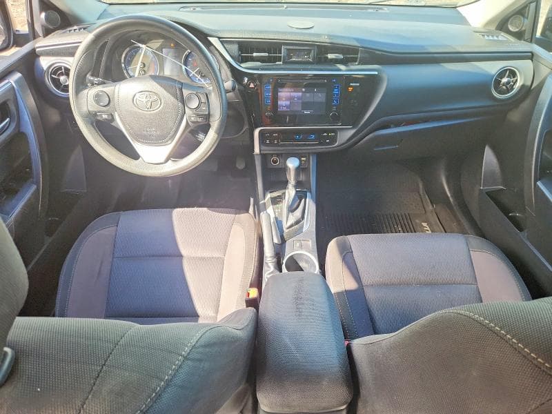 2017 TOYOTA COROLLA LE 8
