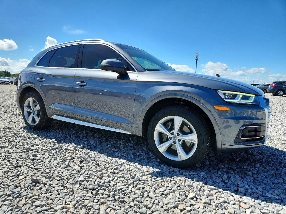 2020 AUDI Q5 PREMIUM PLUS 4
