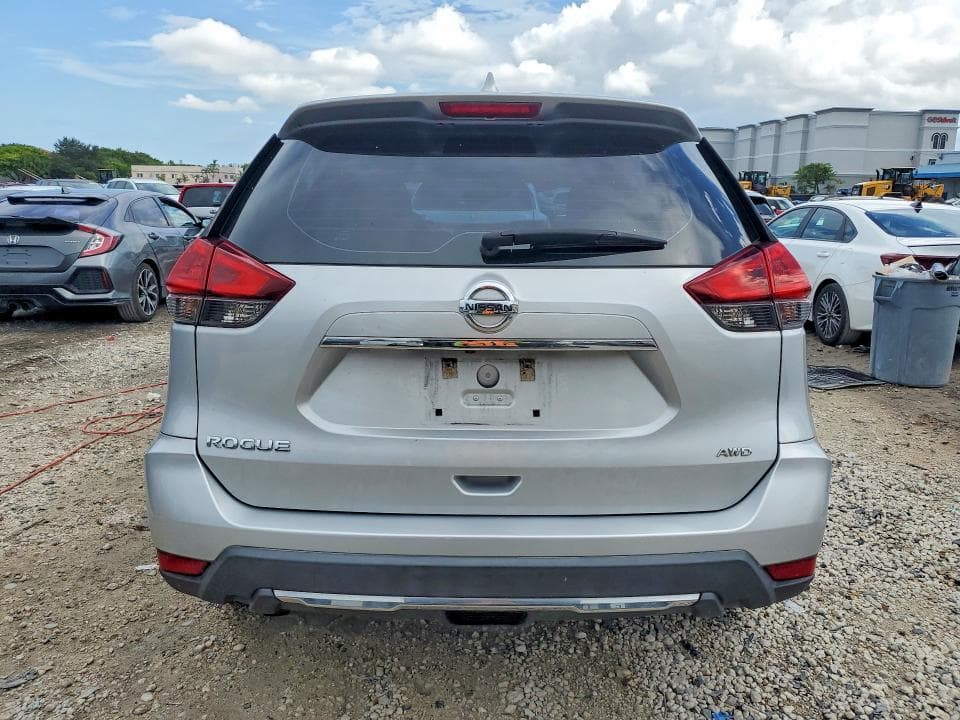2020 NISSAN ROGUE S 6