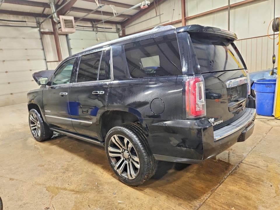 2017 GMC YUKON DENALI 2