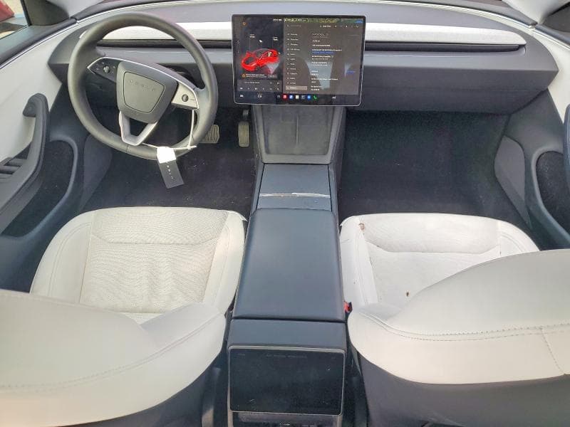 2025 TESLA MODEL 3 8