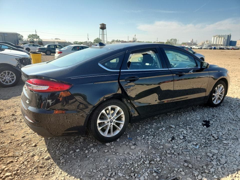2019 FORD FUSION SE 3