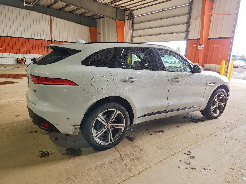 2017 JAGUAR F-PACE R - SPORT 3