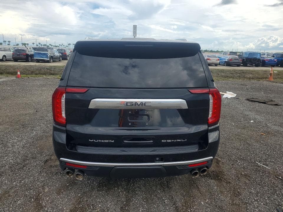 2021 GMC YUKON DENALI 6
