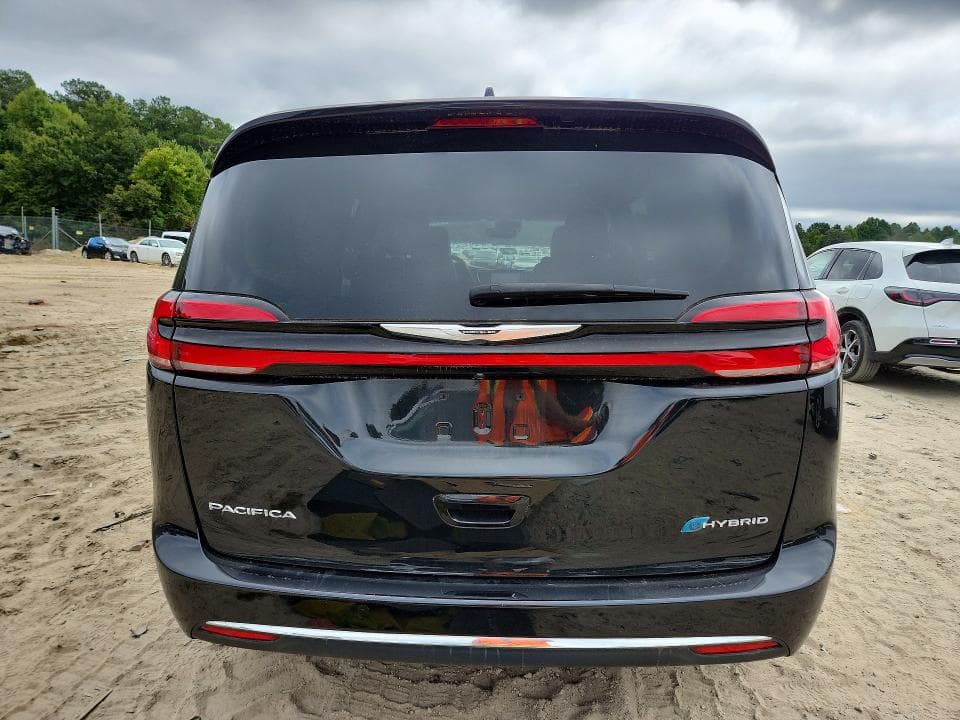 2022 CHRYSLER PACIFICA HYBRID TOURING L 6