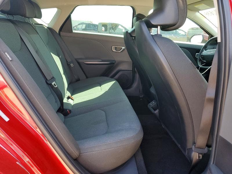 2025 KIA K4 LXS 10