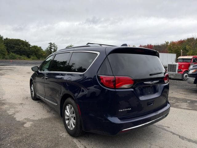 2019 CHRYSLER PACIFICA TOURING L 3