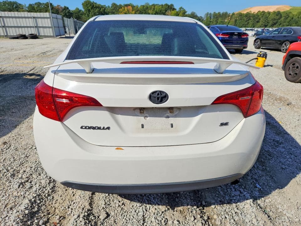 2017 TOYOTA COROLLA SE 6