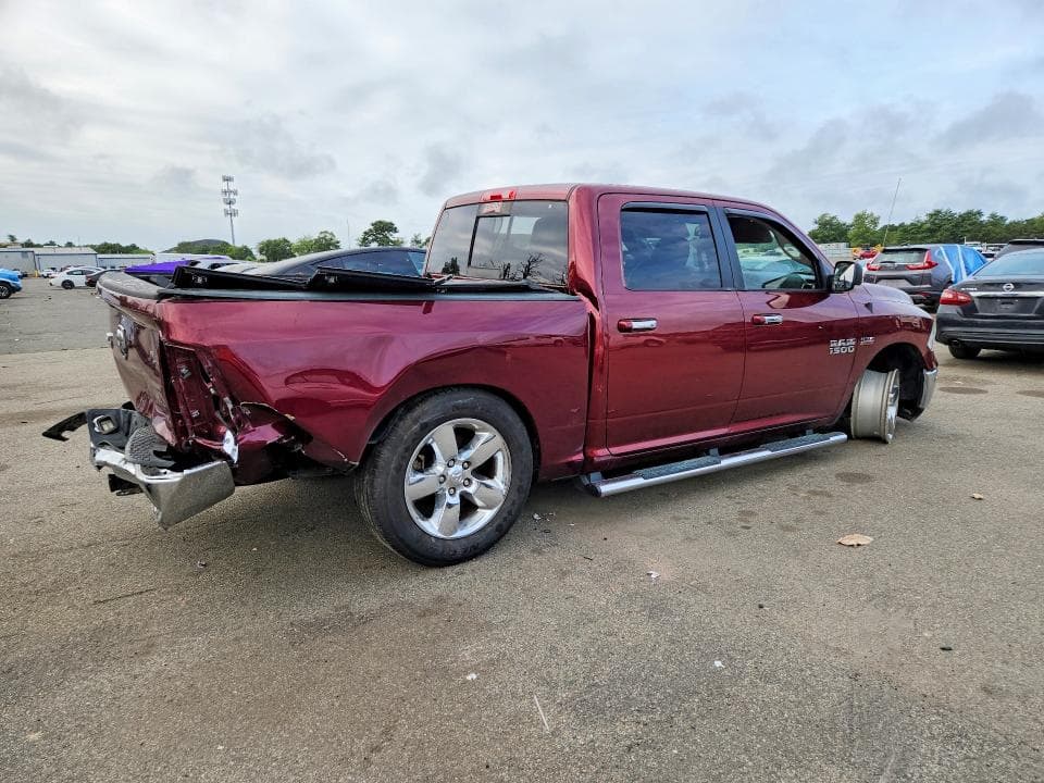 2017 RAM 1500 SLT 3