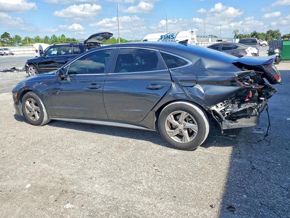 2023 HYUNDAI SONATA SE 2