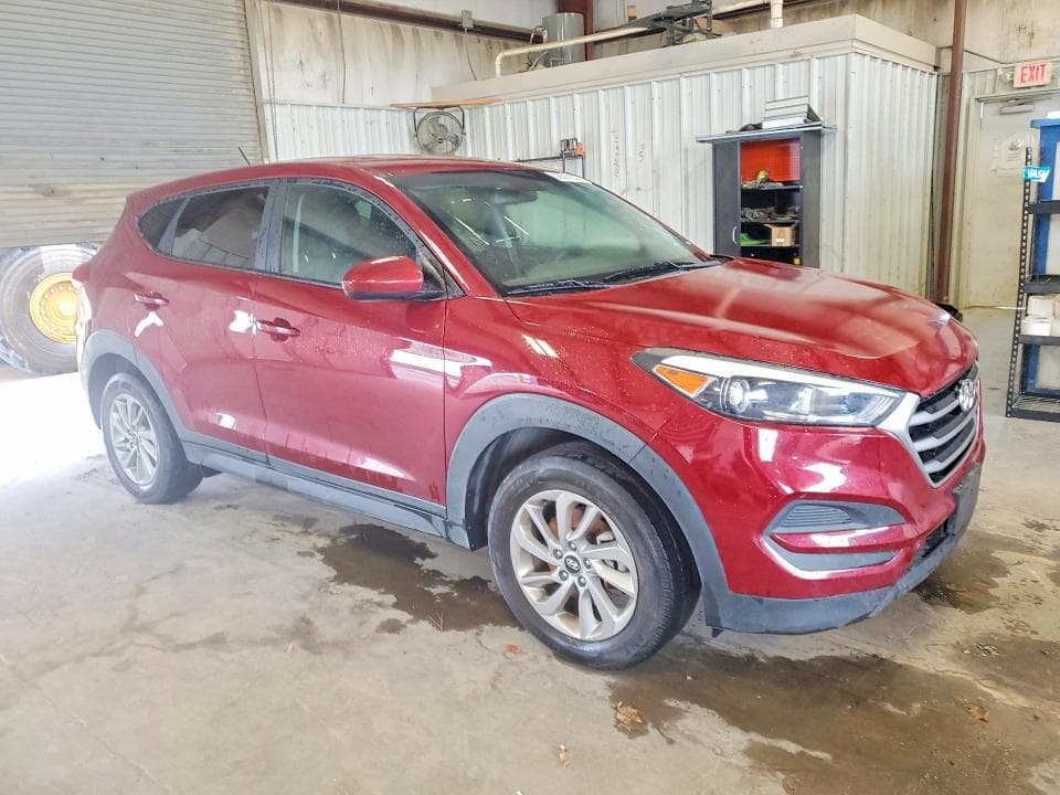 2018 HYUNDAI TUCSON SE 4