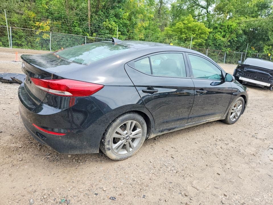2017 HYUNDAI ELANTRA SE 3