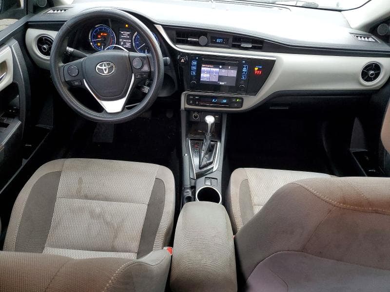 2019 TOYOTA COROLLA LE 8