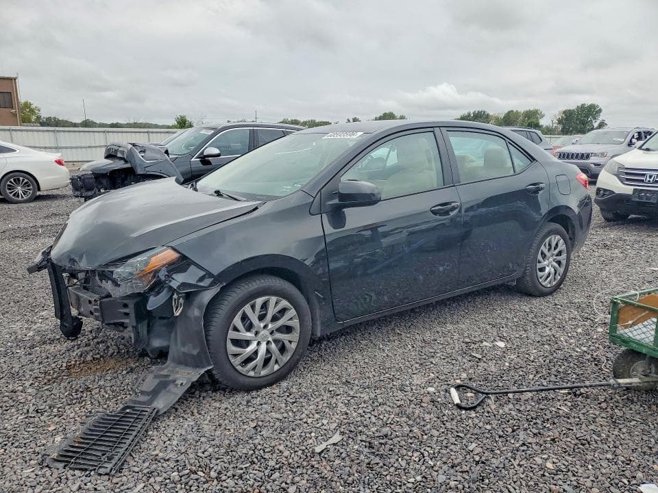 2019 TOYOTA COROLLA LE - 1
