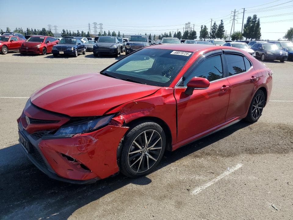 2022 TOYOTA CAMRY HYBRID SE