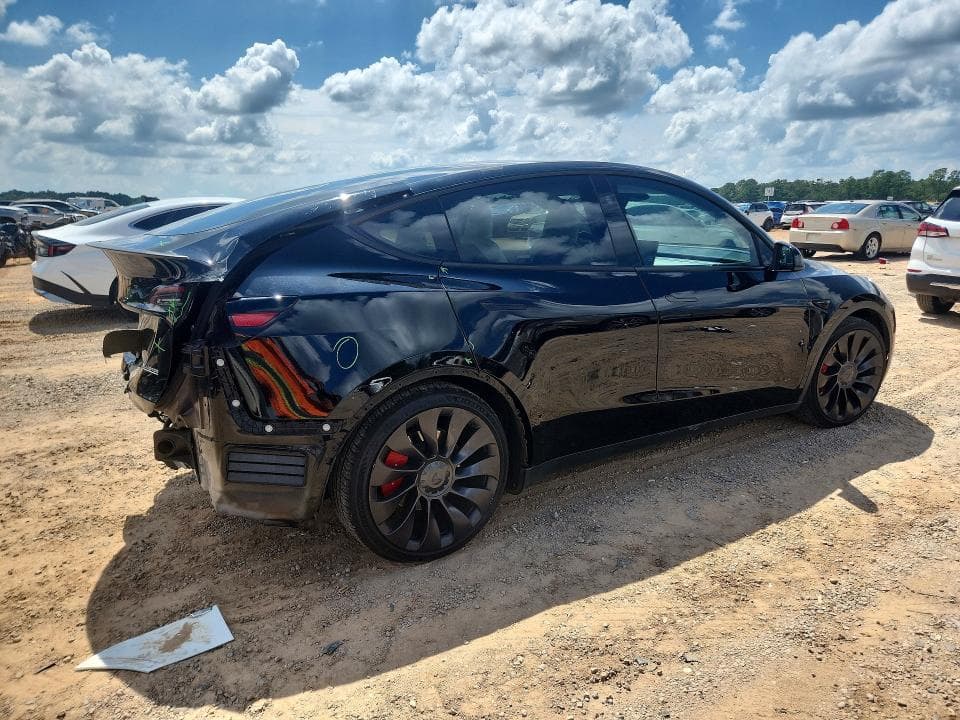 2023 TESLA MODEL Y 3
