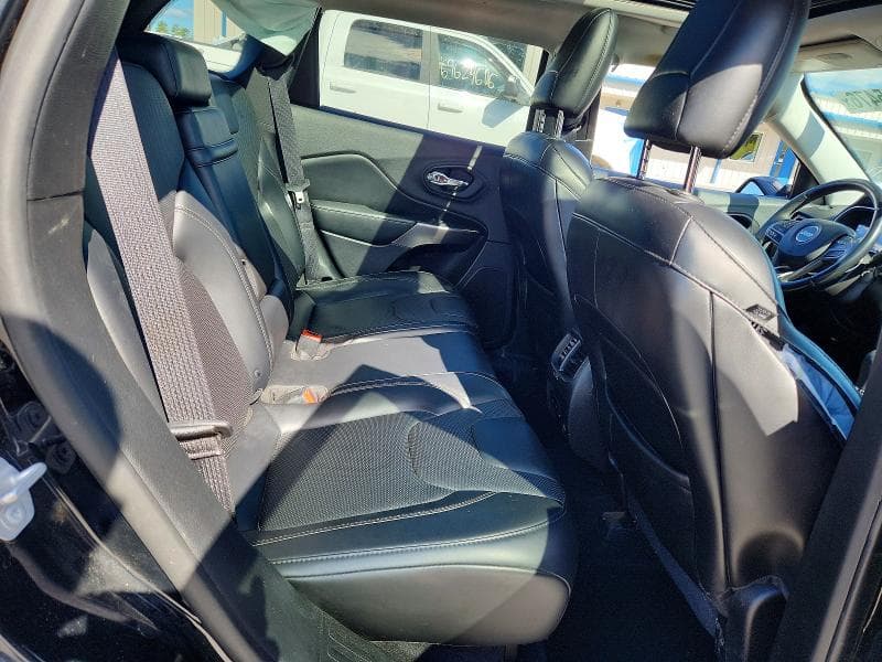2019 JEEP CHEROKEE LIMITED 10