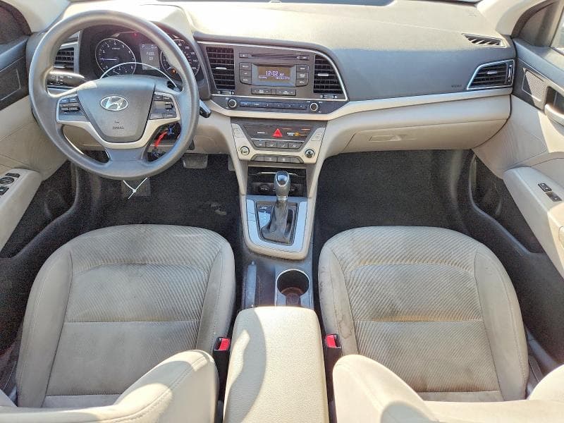 2017 HYUNDAI ELANTRA SE 8