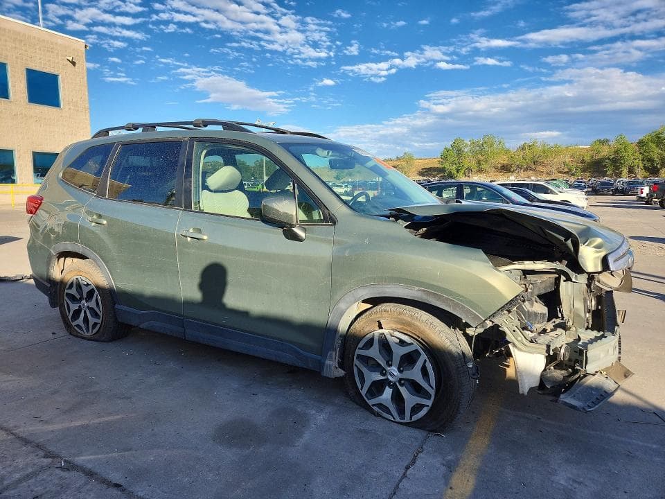 2019 SUBARU FORESTER PREMIUM 4