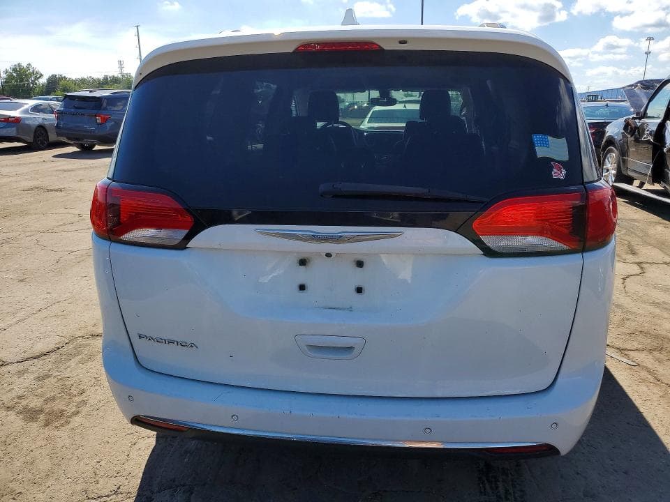 2017 CHRYSLER PACIFICA TOURING L PLUS 6