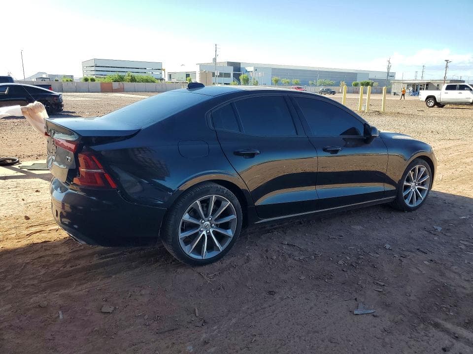 2019 VOLVO S60 T5 MOMENTUM 3