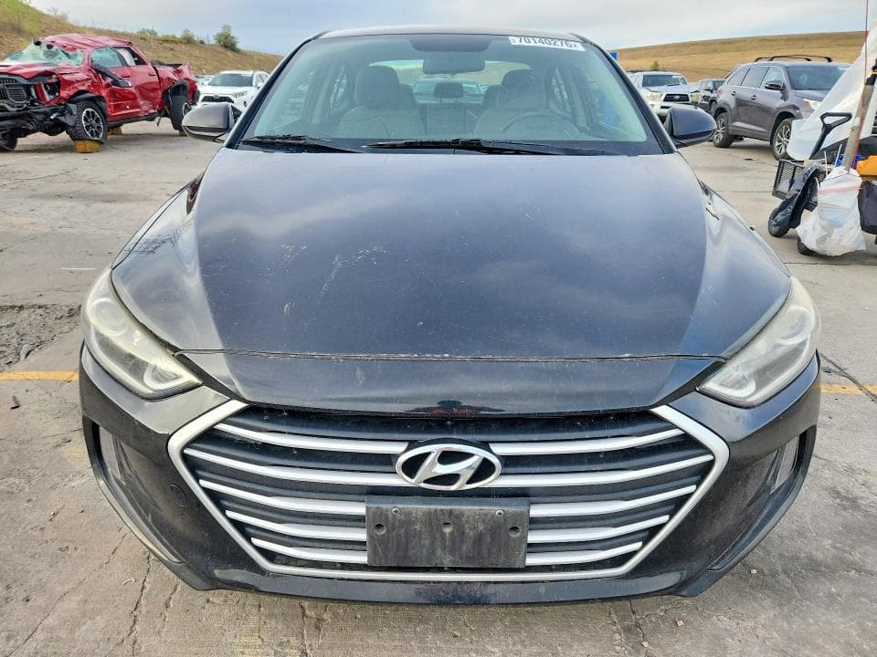 2017 HYUNDAI ELANTRA SE 5
