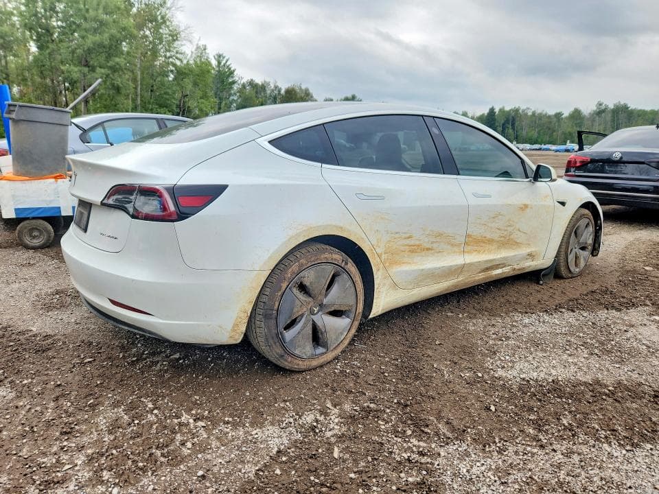 2020 TESLA MODEL 3 3