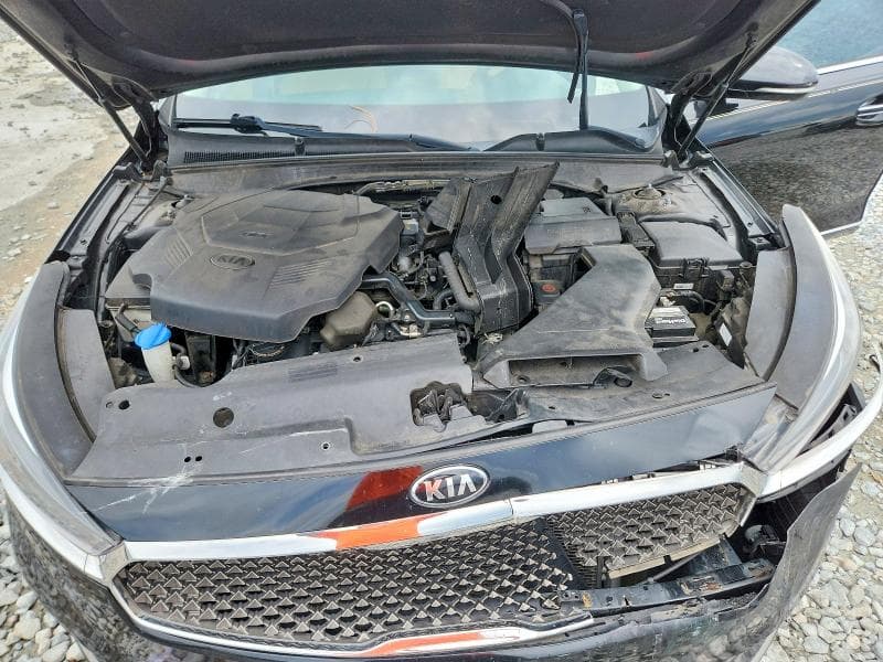2017 KIA CADENZA PREMIUM 11